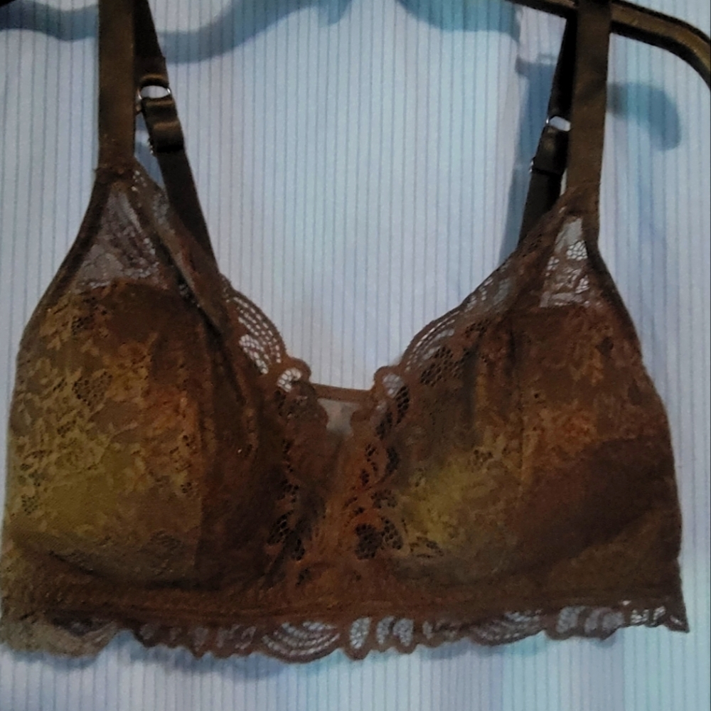 Bali xl lined cup lace bra